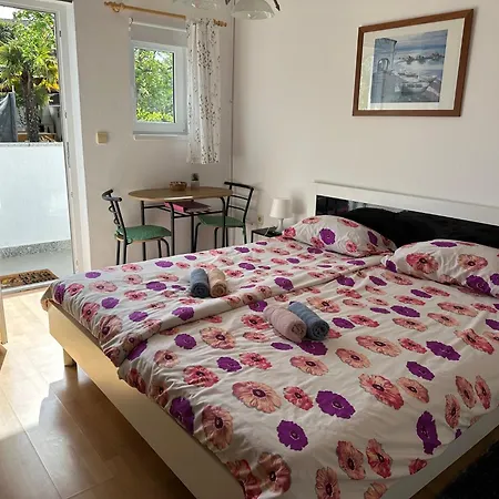 Mare Guest house 3*
